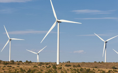 国家能源局发布2025年1-8月份全国电力工业统计数据，风光装机约17亿千瓦